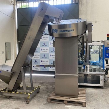 TAMPADORA E ROSQUEADORA DE VÁLVULA AUTOMÁTICA - PROMÁQUINA em Osasco