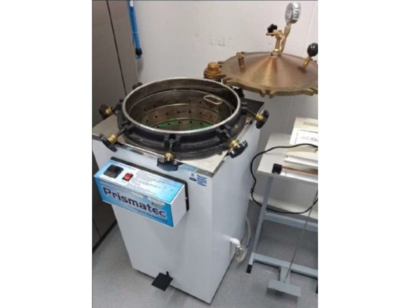 AUTOCLAVE VERTICAL DIGITAL 75 LITROS LINHA CS